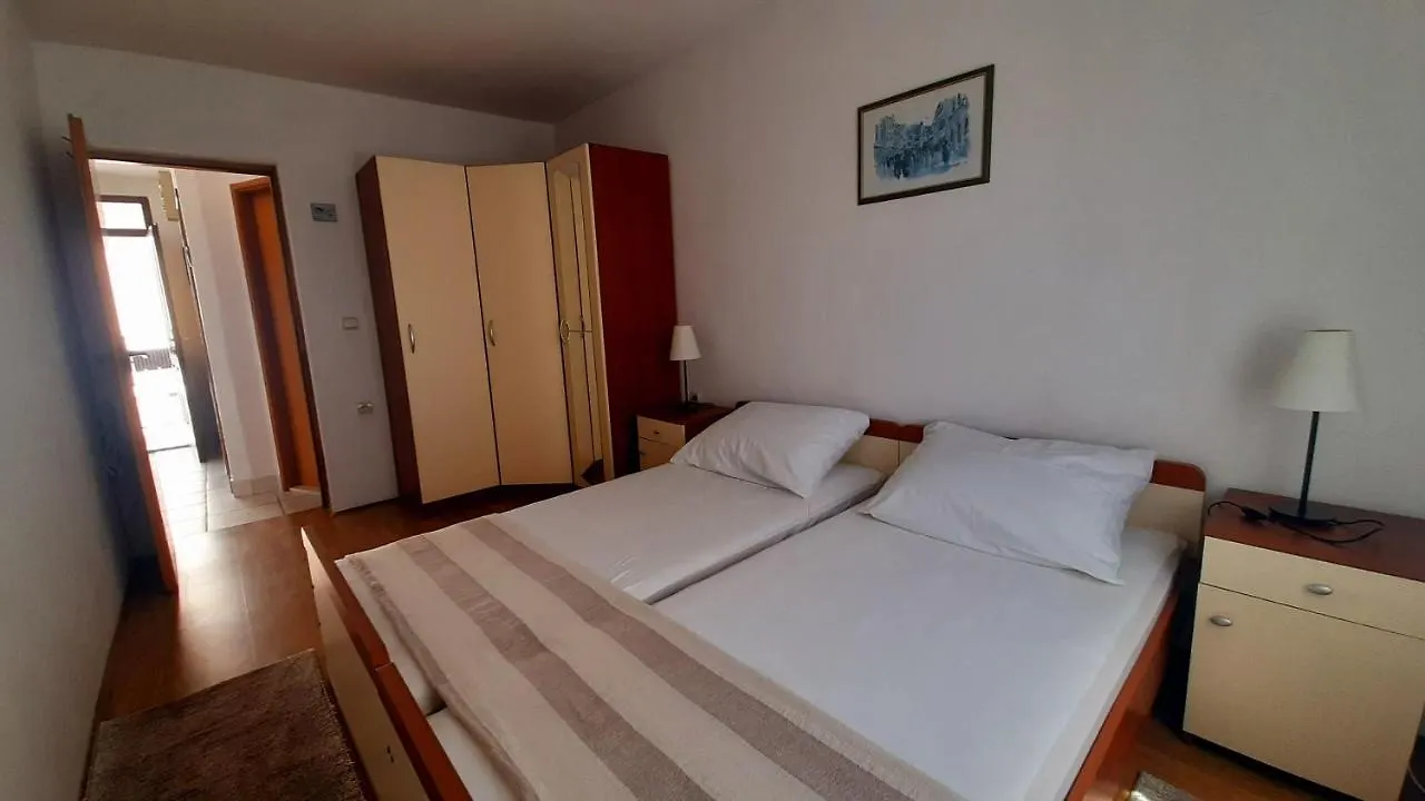 Mlakic Apartments Trogir 0*,