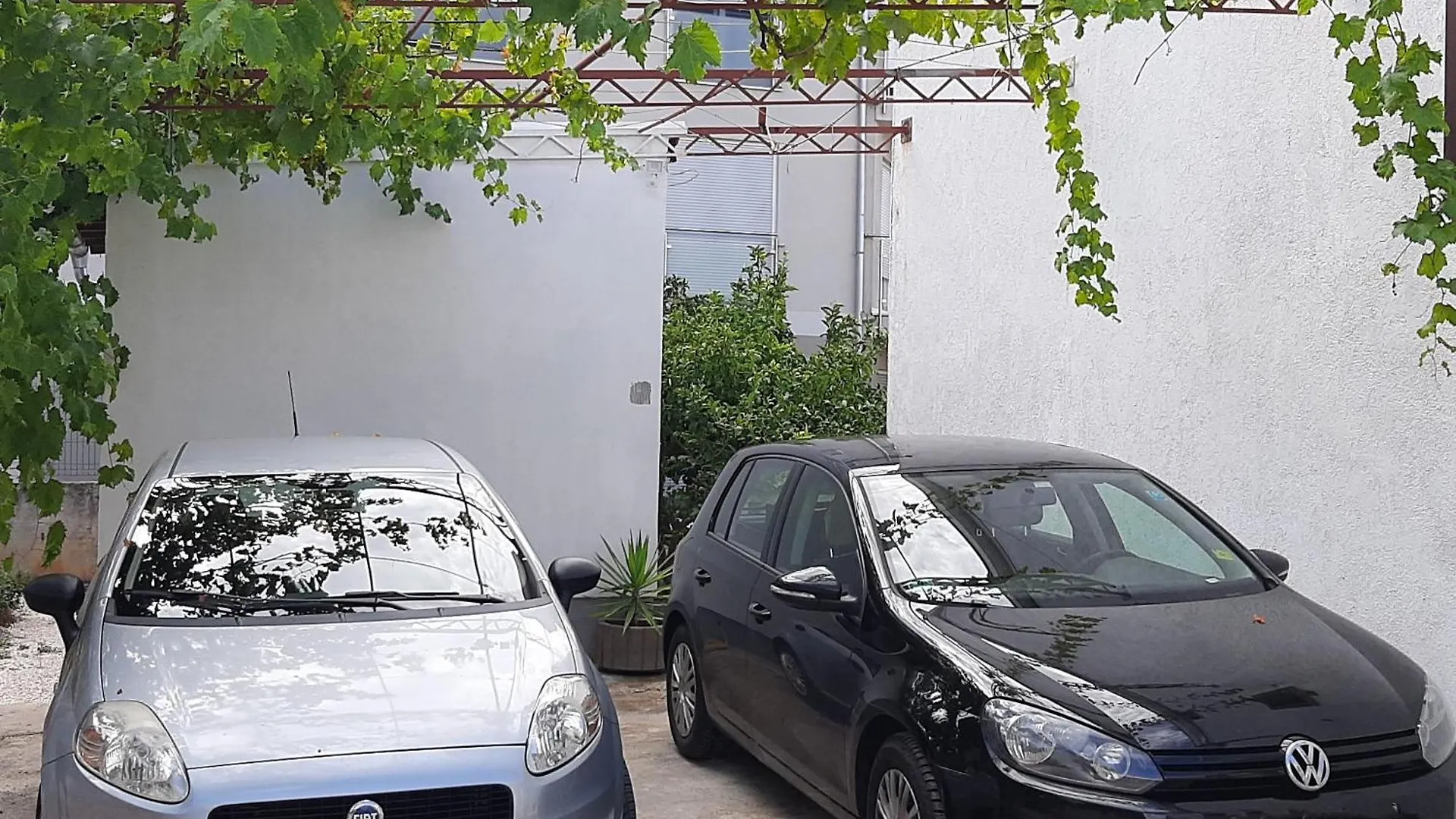 Mlakic Apartments Trogir 0*,  Croatia
