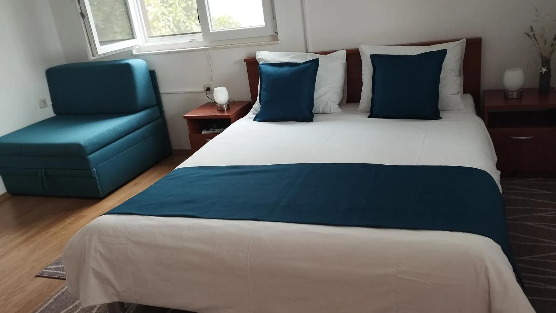 Mlakic Apartments Trogir